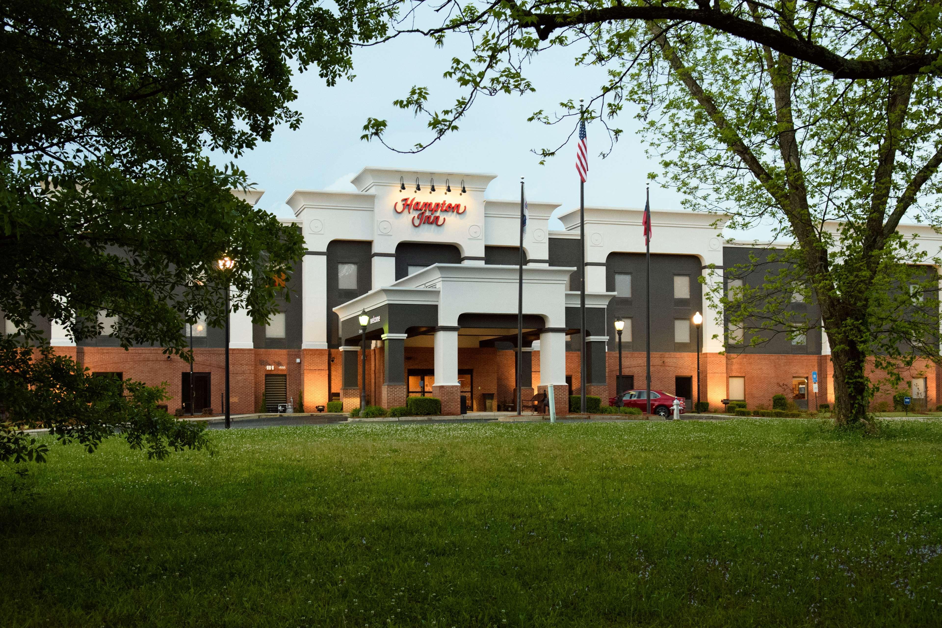 Hampton Inn Fayetteville Exterior photo