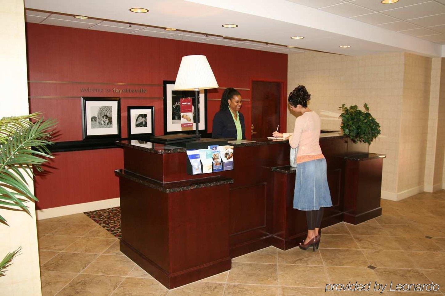 Hampton Inn Fayetteville Interior photo